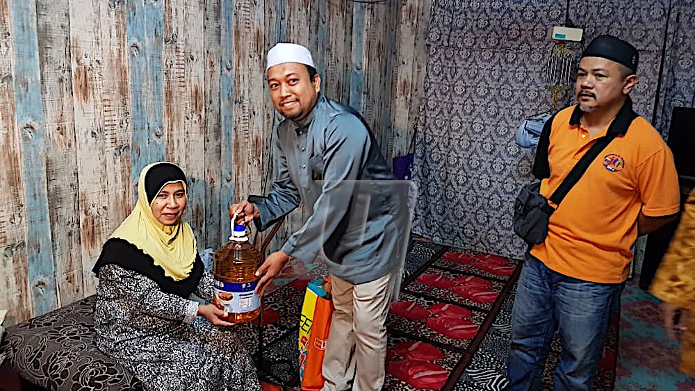 30 Asnaf Terima Sumbangan Dalam Jelajah Kasih Ramadan MPSJ Utusan