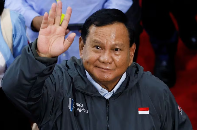 Tinjauan Pilpres 2024: Prabowo mendahului pesaing