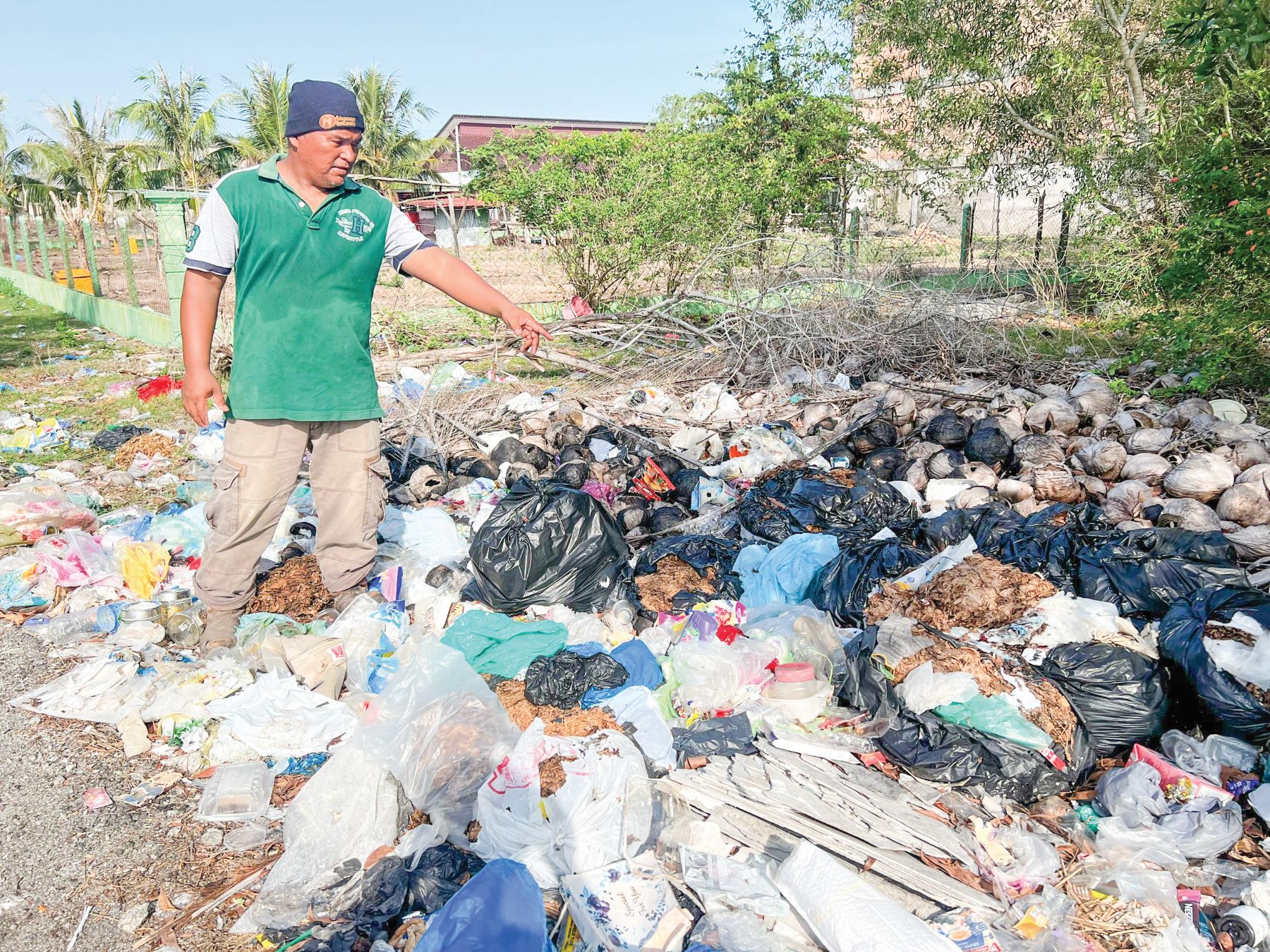 Kawasan Dekat Kubur Jadi Tapak Pelupusan Haram