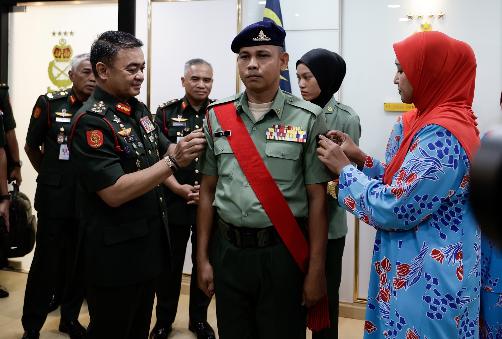 Sarjan selamatkan 4 remaja lemas dinaikkan pangkat Staf Sarjan