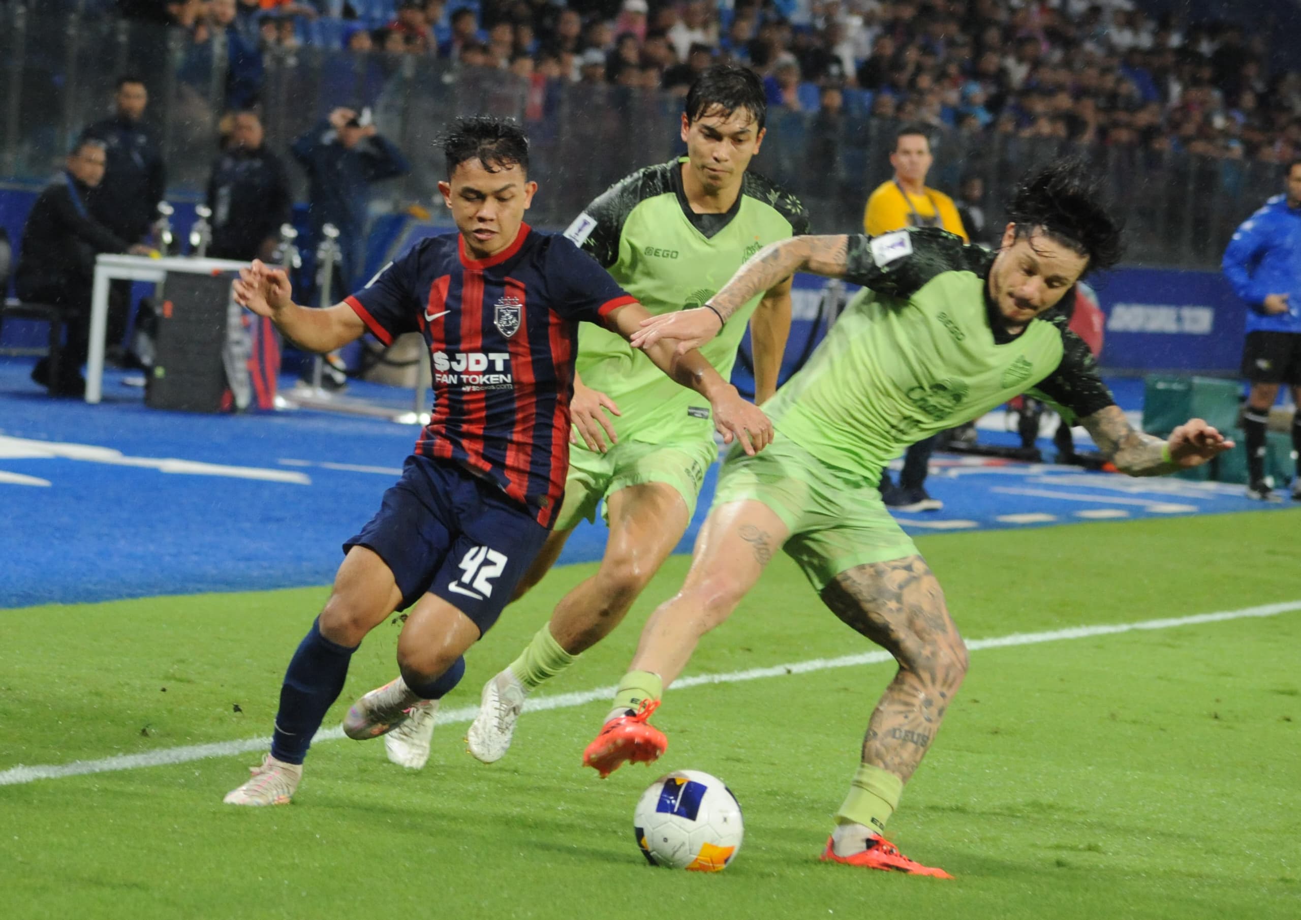 JDT, Buriram ‘buntu’, aksi dicemari tiga kad merah