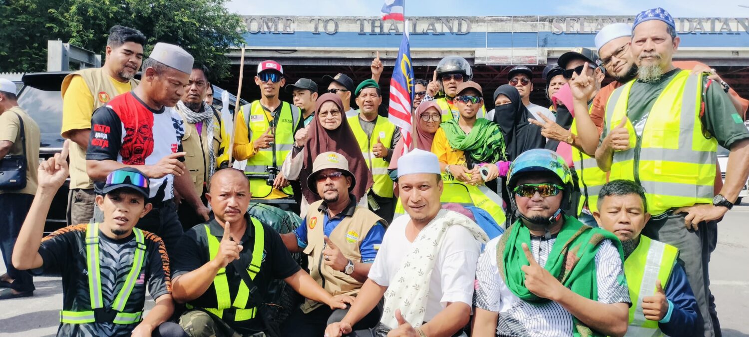 Dua sahabat jalan kaki ke Mekah tiba di Thailand