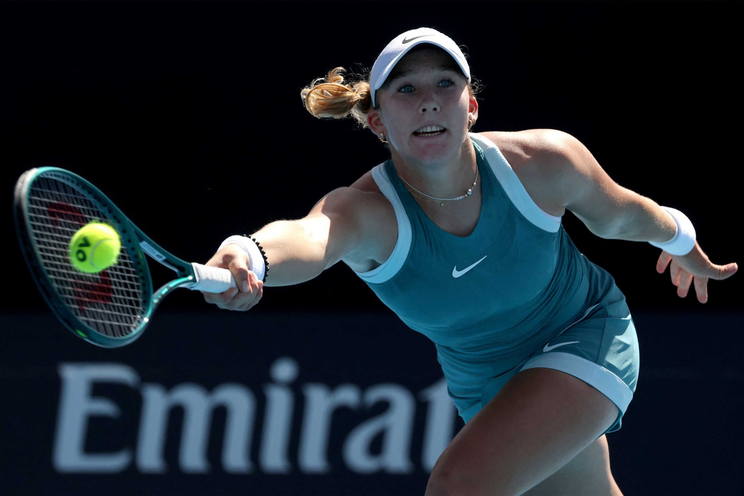 Andreeva juara WTA 1000 termuda