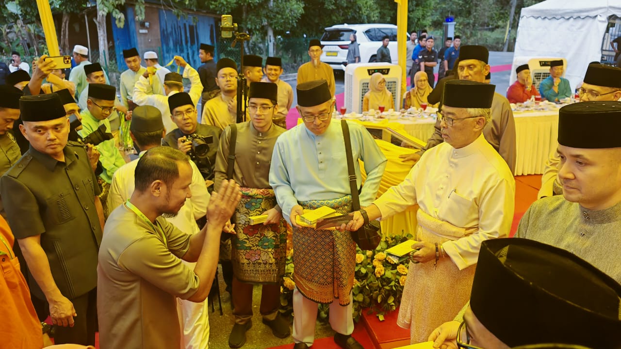 Bahasa Melayu, tulisan jawi lambang ketuanan, kedaulatan bangsa – Sultan Pahang