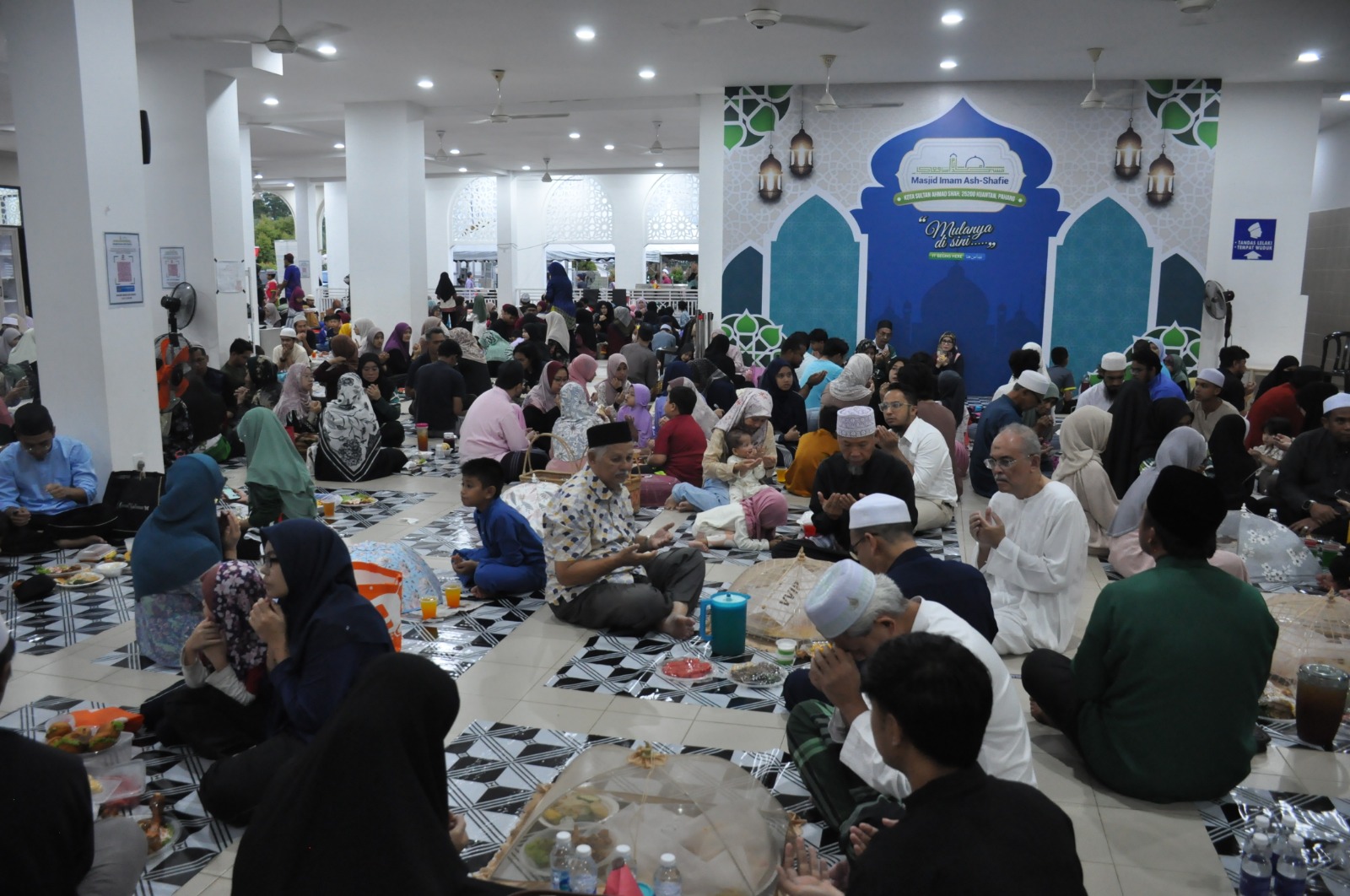 Lebih 1,200 orang meriahkan Iftar Jamaie Perdana Masjid Imam Ash-Shafie Kotasas