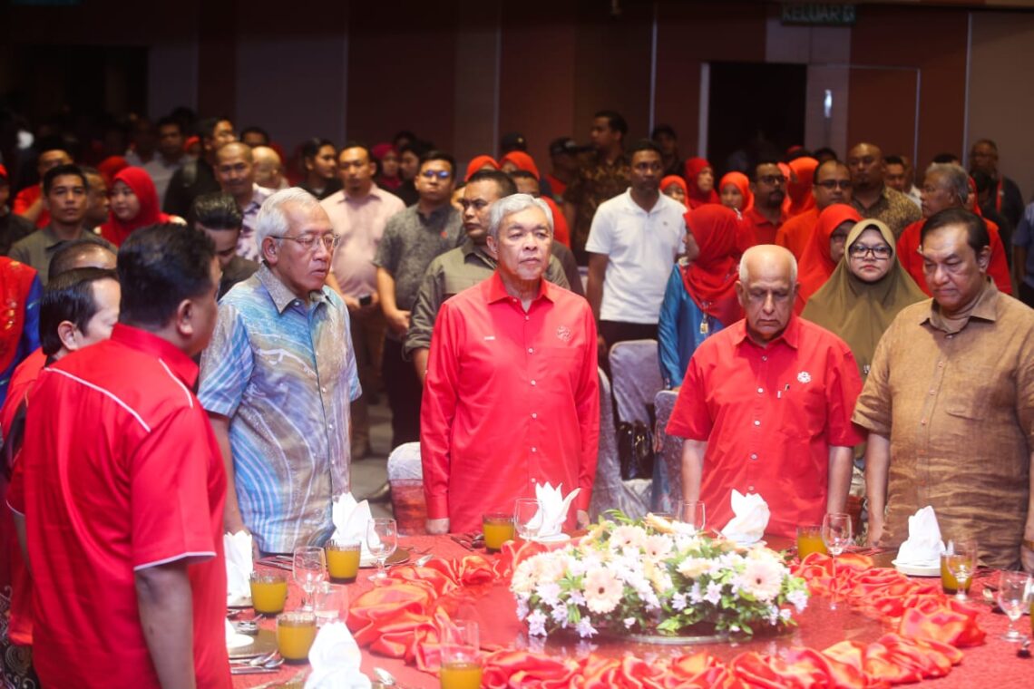 Ros Lulus Jawatan Presiden Timbalan Presiden Umno Tidak