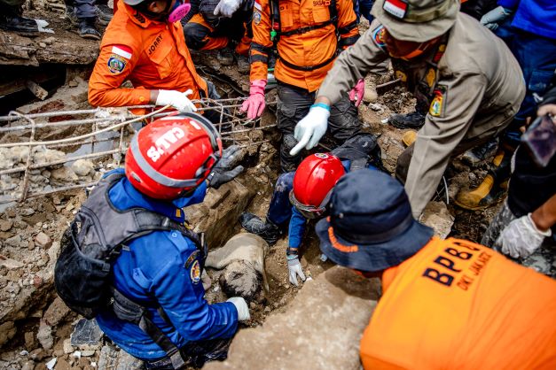 Gempa Bumi Cianjur Angka Kematian Meningkat Kepada 602 Orang Utusan