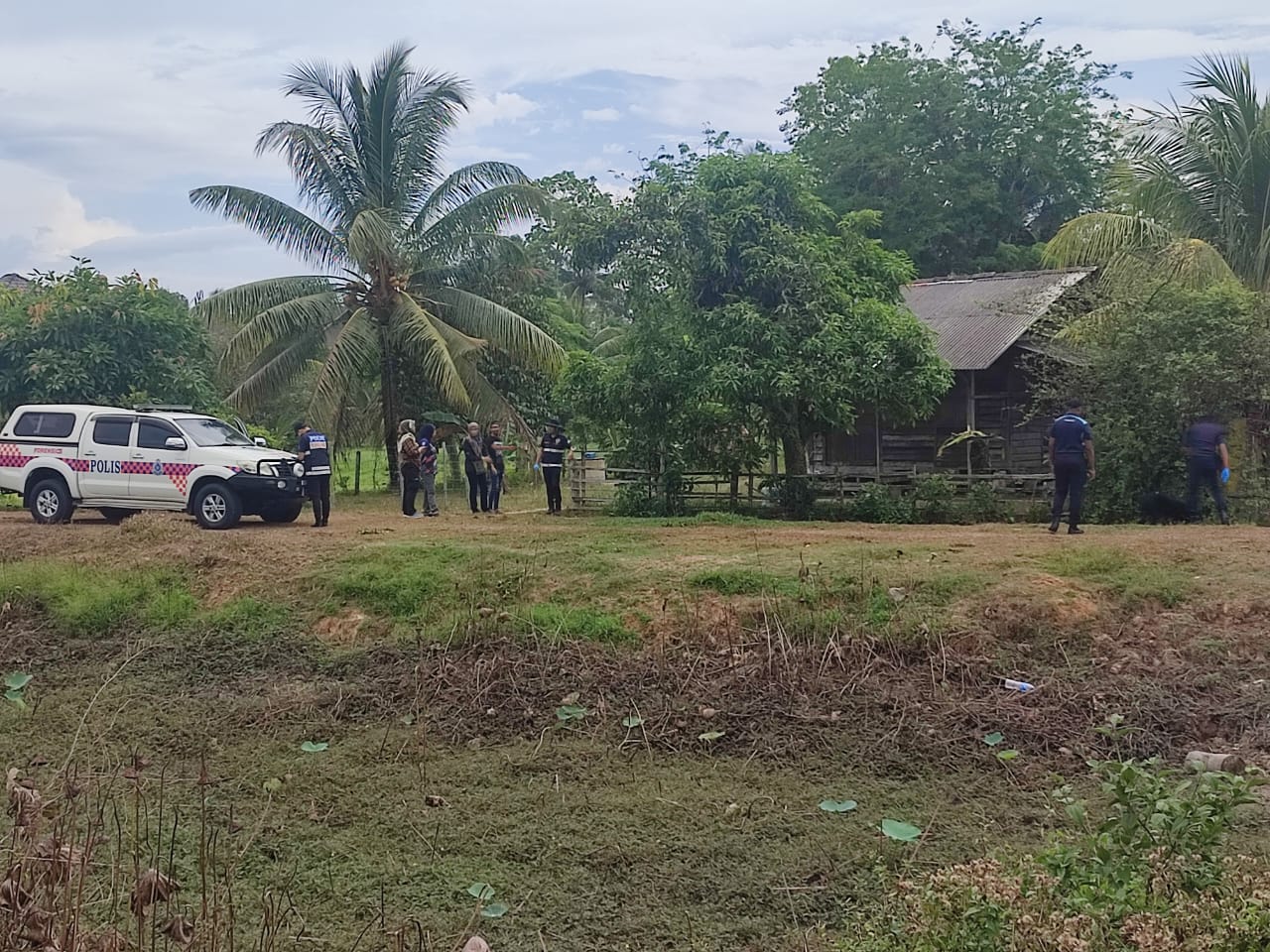 Lelaki cedera di kaki terkena tembakan