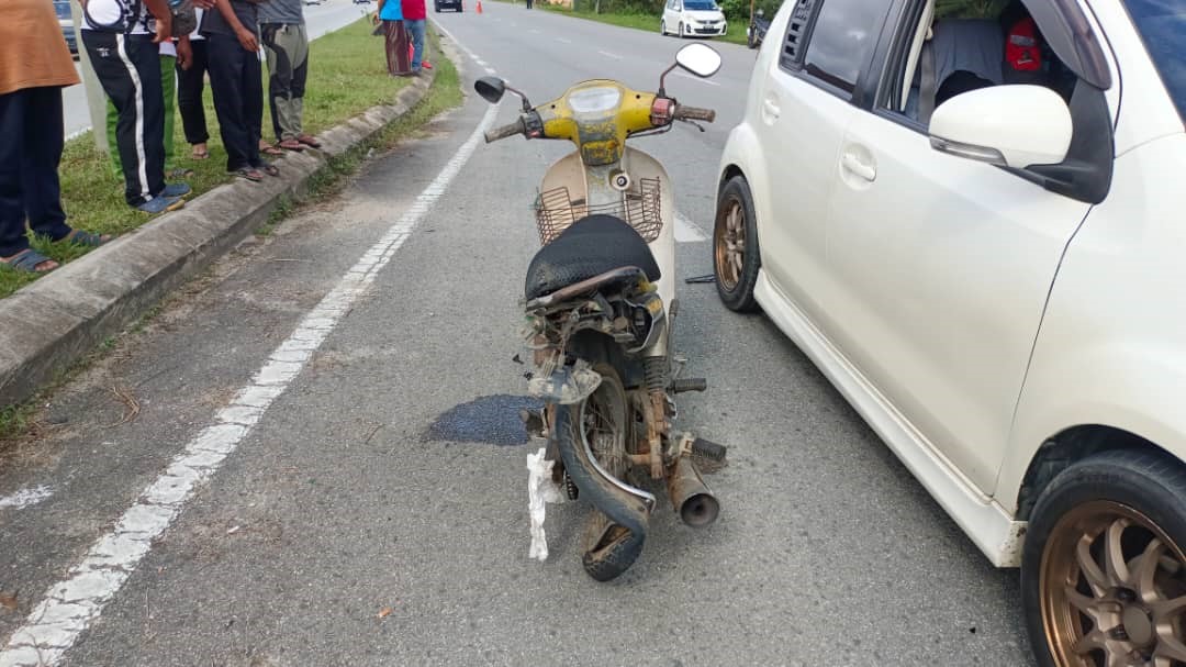 Warga Emas Maut Motosikal Dilanggar Kereta Utusan Malaysia 7090