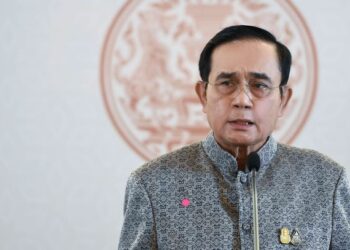 KERAJAAN Thailand pimpinan Prayut Chan-o-cha diktirik gagal menangani Covid-19. - AFP