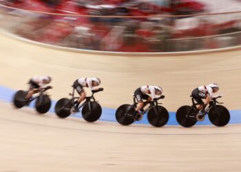 Kuartet Jerman mencatat rekod dunia dalam saingan akhir acara kejar-mengejar berpasukan wanita dalam Sukan Olimpik 2020 di Velodrom Izu, Shizuoka, hari ini.