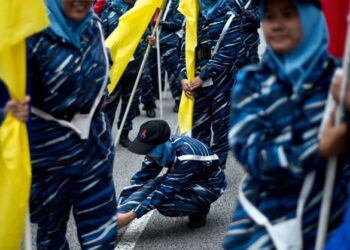 KITA berharap kerajaaan akan menjenamakan semula PLKN versi baharu agar menepati keperluan serta kehendak semasa dan masa hadapan golongan belia dan negara. – GAMBAR HIASAN/AFP