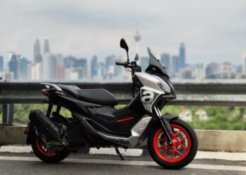 Aprilia SR GT 200 Sports