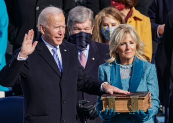 JOE Biden mengangkat sumpah sebagai Presiden Amerika Syarikat yang ke-46 di Washington. - AFP