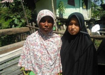 ZAHRA bersama ibunya, Lela di Lhokseumawe, Aceh. - KOMPAS.COM 