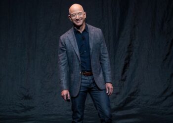 JEFF BEZOS