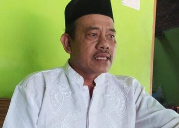 SUMARTO, bapa pemuda yang didenda kerana membatalkan perkahwinan dengan seorang wanita di Banyumas, Jawa Tengah, Indonesia. - AGENSI