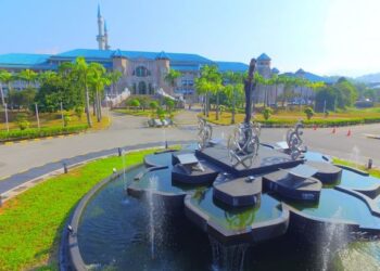 Sebanyak 16 kumpulan projek Matlamat Pembangunan Lestari (SDG) diwujudkan oleh kakitangan pentadbir Universiti Islam Antarabangsa Malaysia secara sukarela.