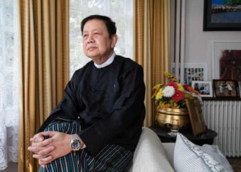 KYAW ZWAR MINN mendakwa ahli keluarganya di Myanmar terpaksa bersembunyi selepas junta tentera melucutkan jawatannya. - THE GUARDIAN
