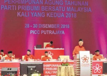 PH menggunakan politik patronisme untuk memancing ahli Parlimen UMNO menyertai Bersatu.