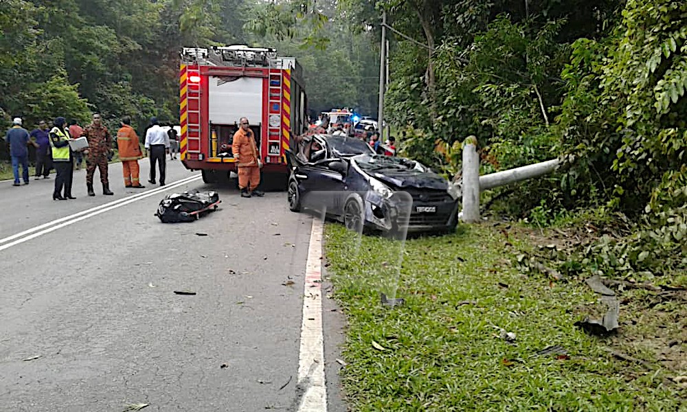 Guru Maut Kereta Dipandu Suami Langgar Tiang Elektrik Utusan Malaysia 8211