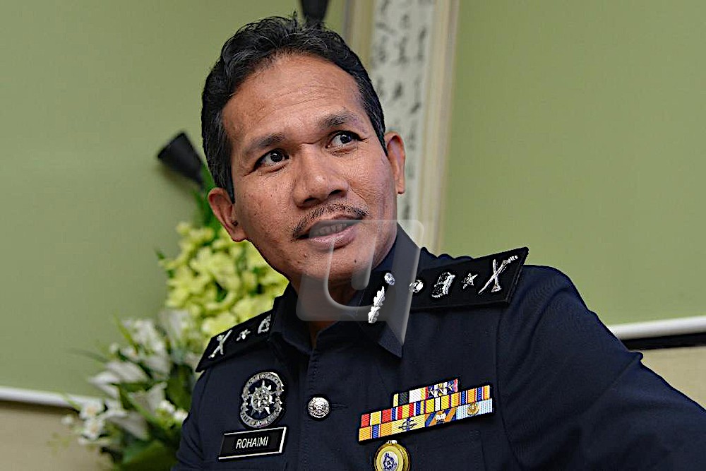 PDRM Umum Pertukaran 10 Pegawai Kanan - Utusan Malaysia