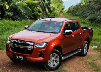 ISUZU D-Max Premium 1.9cc menerima permintaan yang tinggi di pasaran. - UTUSAN/ANUAR NORICK