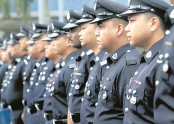 ANGGOTA PDRM perlu berpegang pada prinsip dan tanggungjawab dengan penuh integriti.