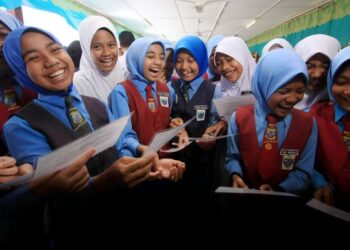 KEPUTUSAN UPSR sebenarnya tidaklah memberi kesan dalam menentukan masa depan seseorang.