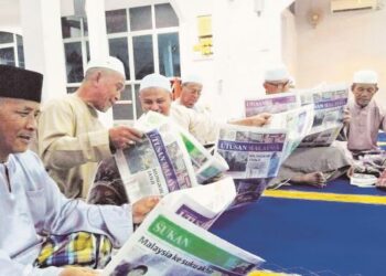 CADANGAN meletakkan nama dan lokasi pengundi di akhbar tempatan dapat mengelakkan keciciran pengundi semasa pilihan raya.