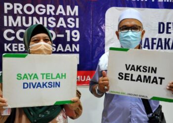 PERTUMBUHAN ekonomi negara bergantung kepada kejayaan Program Imunisasi Covid-19 Kebangsaan.. – UTUSAN/RAJA JAAFAR ALI