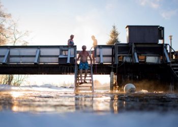 BUDAYA mandi sauna di Finland disenaraikan dalam kategori warisan kebudayaan tidak ketara UNESCO. - AFP