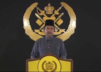 SULTAN Mizan Zainal Abidin ketika bertitah merasmikan sambutan Maulidur Rasul peringkat Terengganu yang diadakan secara dalam talian malam tadi.