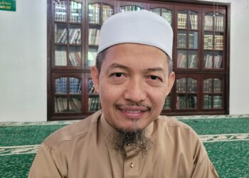 NIK MOHAMAD ABDUH NIK ABDUL AZIZ