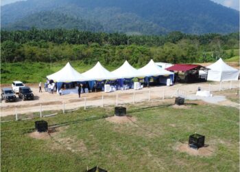 MAJLIS pelancaran projek perladangan durian yang bakal diusahakan oleh NAZA Agro Plantation di Raub, Pahang.