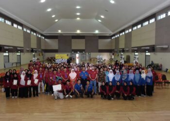 LEPASAN SPM tajaan MAIPK menyertai program Hijrah Asnaf Ke Menara Gading (Hiasmega) di Lenggong, Perak.