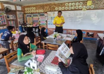 SILIBUS subjek Matematik perlu dirombak dengan menekankan keseronokan dan cara pembelajaran yang mampu meningkatkan minat pelajar mempelajari subjek itu bermula di sekolah rendah.