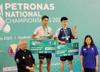 Perseorangan lelaki negara, Leong Jun Hao dinobatkan sebagai juara kebangsaan 2023 selepas menumpaskan Muhammad Shaqeem Eiman Shahyar dalam aksi final yang berlangsung di Stadium Juara, Bukit Kiara hari ini.