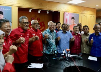 PAKATAN Harapan dan Barisan Nasional menampilkan gabungan muka baharu dan lama bagi menghadapi pilihan raya negeri pada 12 Ogos ini.