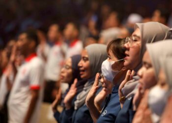 Pelaksanaan Dasar Gaji Progresif secara sukarela memberi ruang menambah baik sistem gaji antara majikan dan pekerja di negara ini. - GAMBAR HIASAN