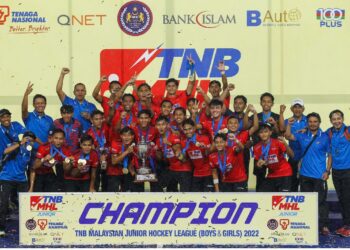 PASUKAN Sekolah Sukan Bukit Jalil (SSBJ Thunderbolts) muncul juara saingan Divisyen Satu MJHL dan Piala TNB musim lalu. - MHC