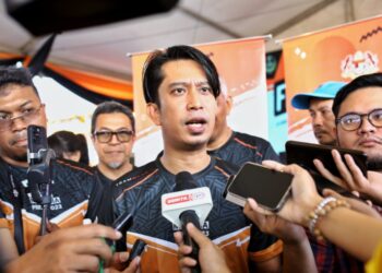 ADAM Adli Abd Halim ditemui pemberita pada Program Fit Malaysia 2023 peringkat negeri Perak di Ipoh.  - UTUSAN/MUHAMAD NAZREEN SYAH MUSTHAFA