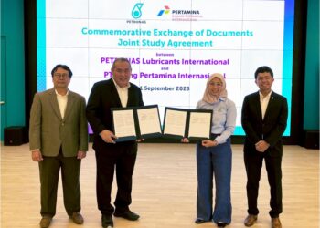 PETRONAS Lubricants International dan PT Kilang Pertamina Internasional  menandatangani Perjanjian Kajian Bersama.