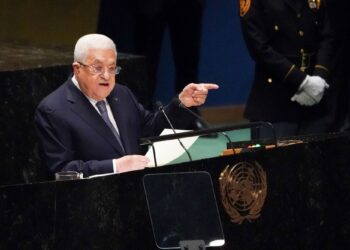 MAHMOUD Abbas ketika berucap dalam Perhimpunan Agung Pertubuhan Bangsa-Bangsa Bersatu (UNGA) ke-78 di New York. - AFP