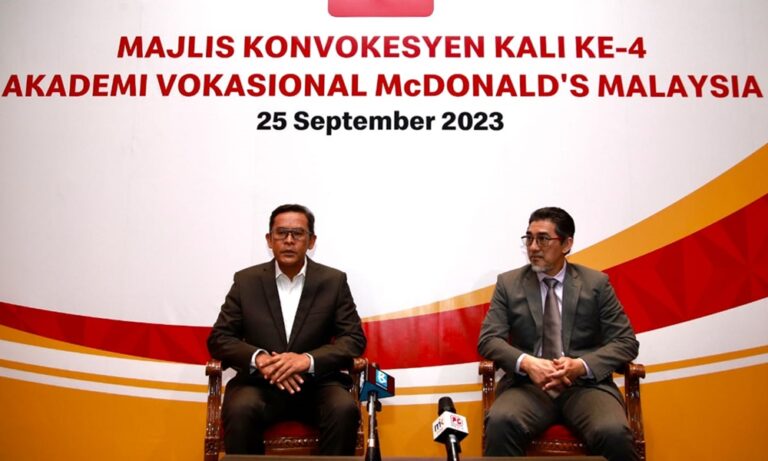 McDonald's Malaysia Siasat Kes Caj Sos Cili Peket RM10.60 - Utusan Malaysia