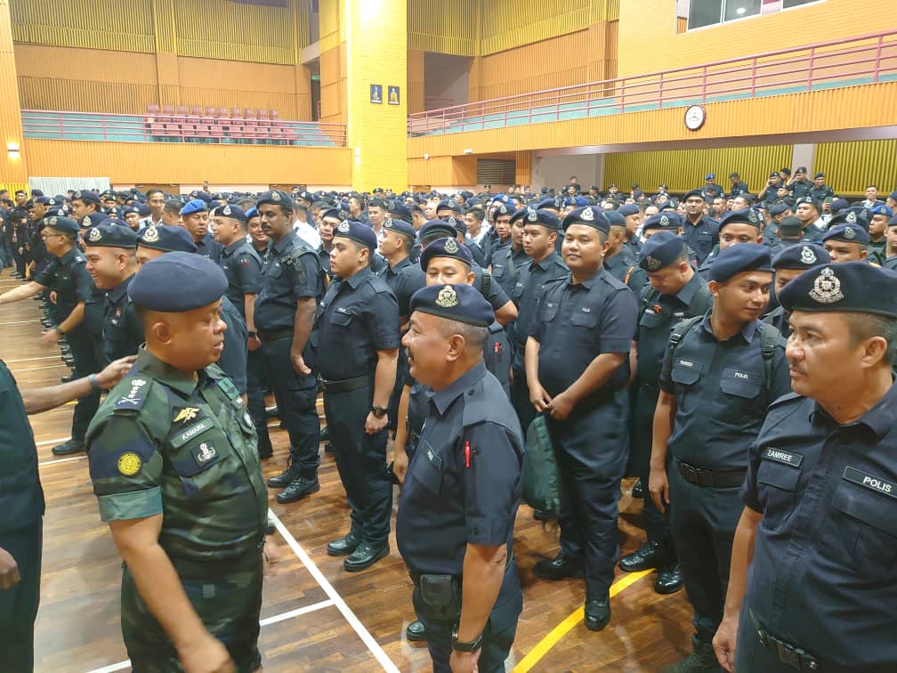 PRK: Lebih 4,000 Pegawai, Anggota Polis Bertugas Pastikan Kelancaran ...