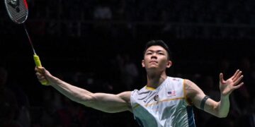 LEE Zii Jia tewas kepada pemain Indonesia, Jonata Christie 21-12, 18-21, 18-21 pada perlawanan suku akhir Kumamoto Masters 2024, di Gimnasium Wilayah Kumamoto 2024 di Jepun, hari ini.