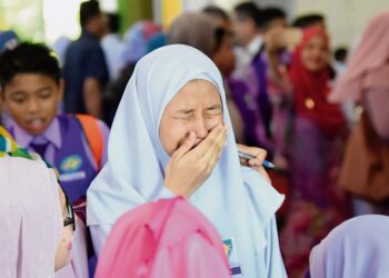 BULI di sekolah boleh memberi kesan negatif pada
mangsa sekiranya tiada langkah awal diambil bagi
mengatasinya. – GAMBAR HIASAN