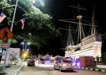 REPLIKA kapal Flor de la Mar di Melaka menjadi saksi tentang pelayaran Afonso de Albuquerque
yang menjadi peninggalan sejarah negara sebagai peringatan kepada orang Melayu.