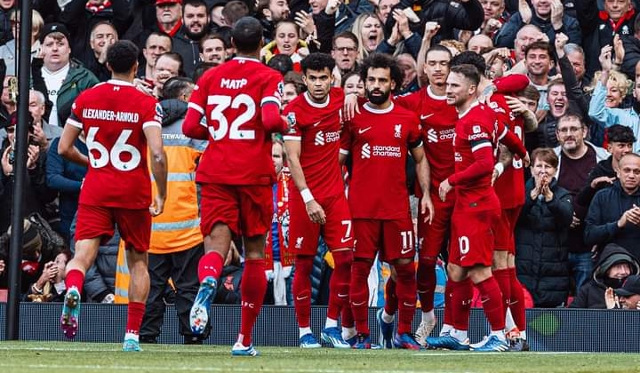 Dua gol Salah bawa Liverpool rampas takhta liga